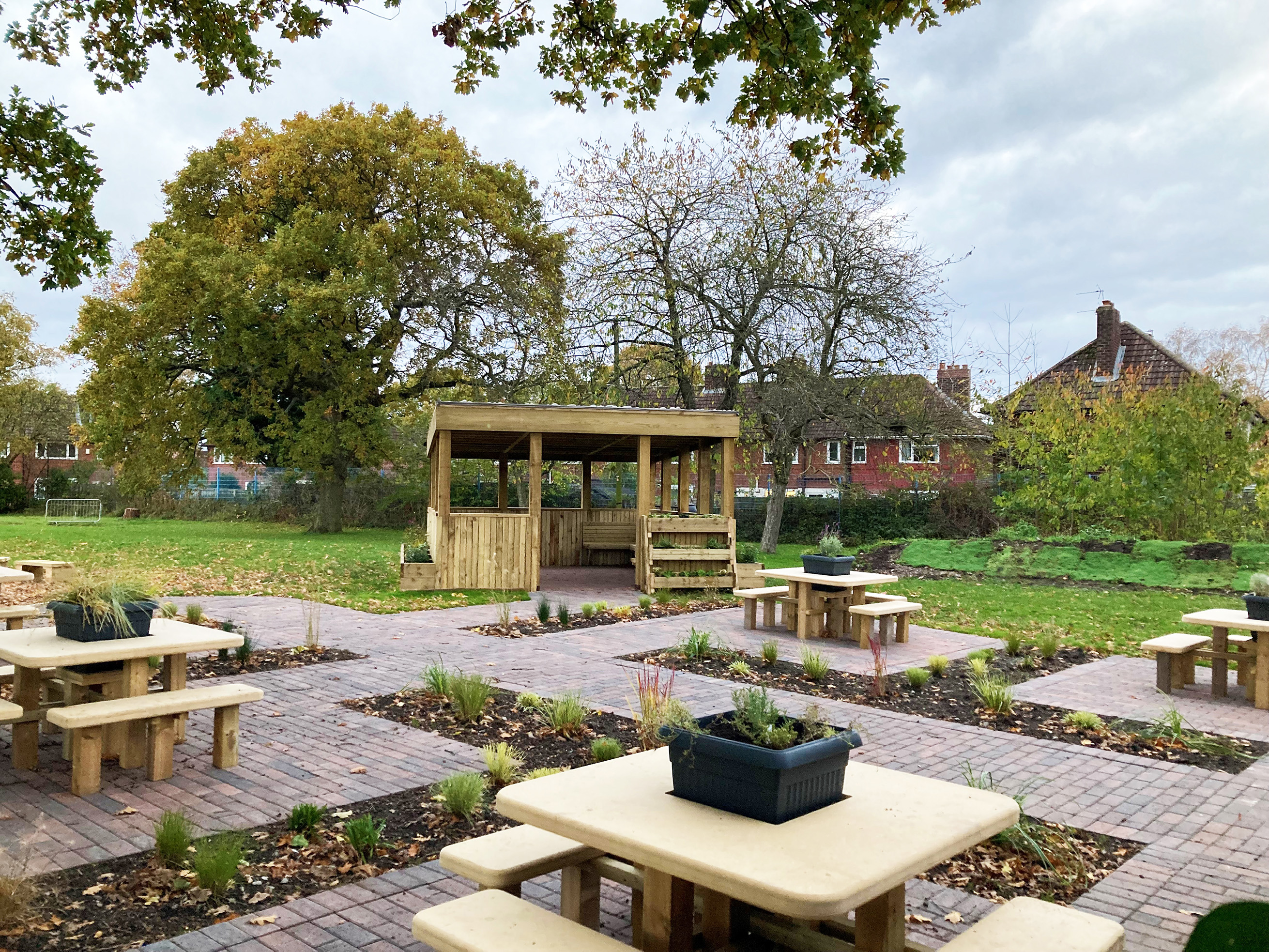 AtkinsRéalis employees volunteering initiative  